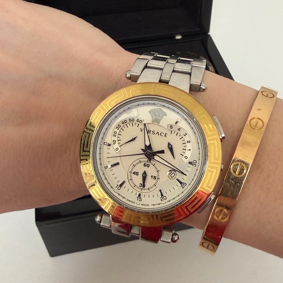 Versace Watch - Picture 3 of 6